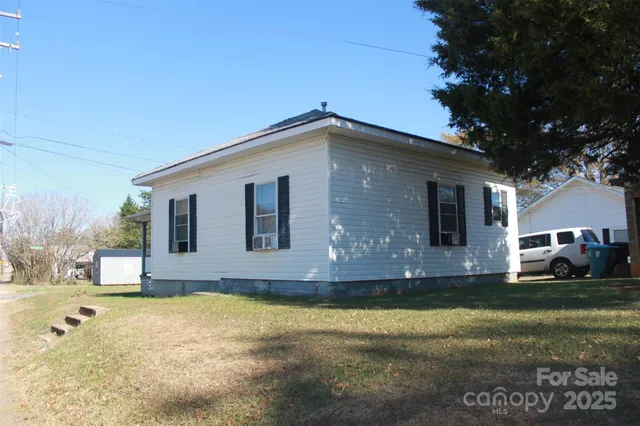 $99,000 | 112 Eastside Drive, Forest City, NC 28043