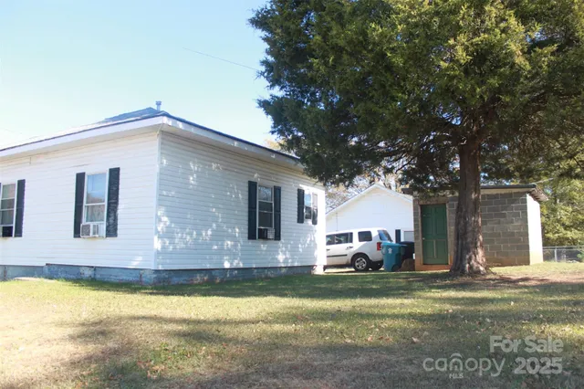 $99,000 | 112 Eastside Drive, Forest City, NC 28043