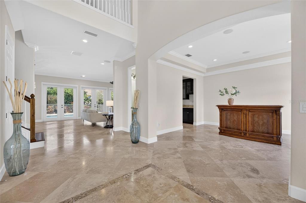 5910 La Rosa Lane Apollo Beach, FL 33572 - Photo 10 of 93