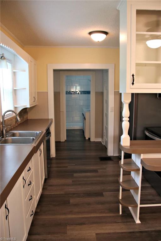 661 West Dalton Road King, NC 27021 - Photo 11 of 34