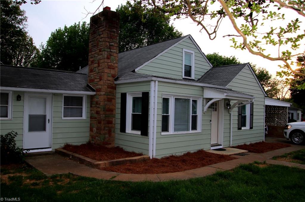 661 West Dalton Road King, NC 27021 - Photo 2 of 34