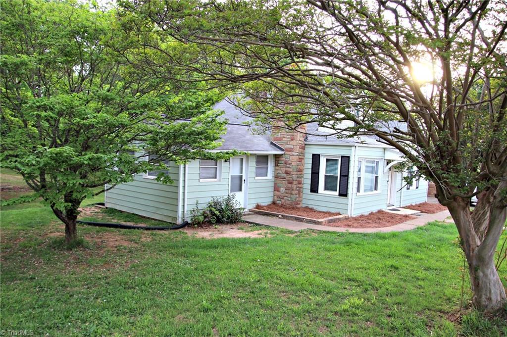 661 West Dalton Road King, NC 27021 - Photo 27 of 34