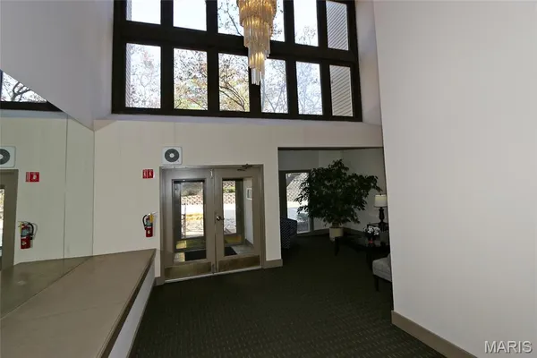 $234,500 | 1033 Wilton Royal Drive, Unit 209, Creve Coeur, MO 63146