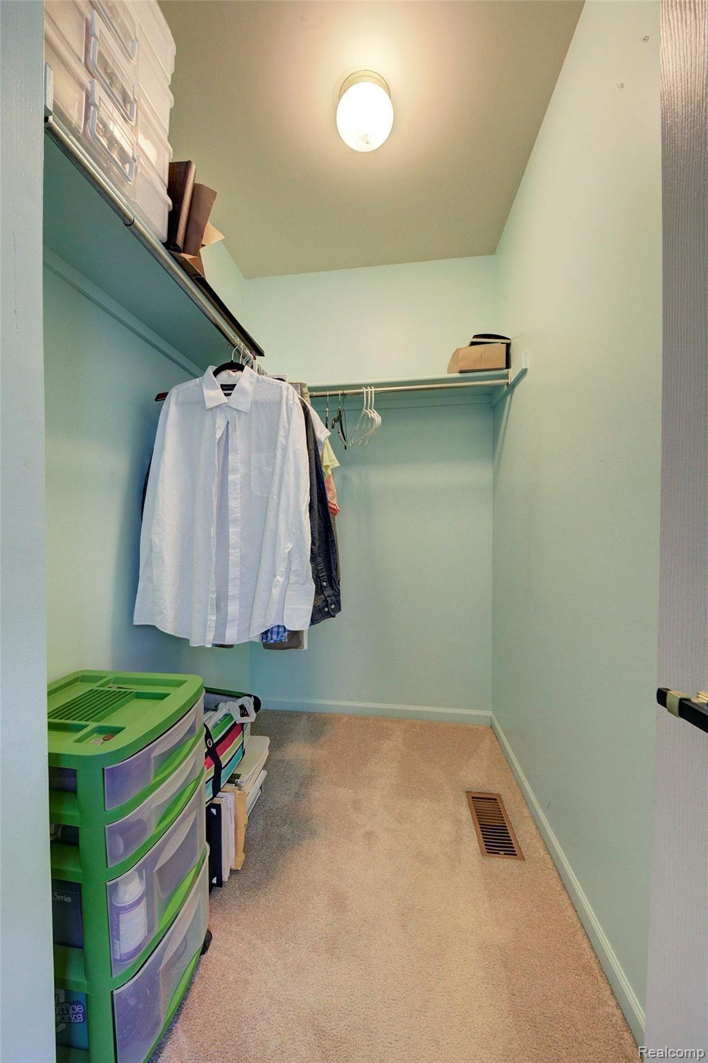 6724 Kennesaw Road Canton, MI 48187 - Photo 66 of 77 64 Walk In Closet.jpg