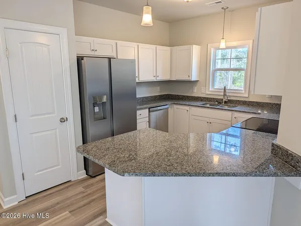 $1,695 | 116 Crab Claw Spit Lane, Jacksonville, NC 28546