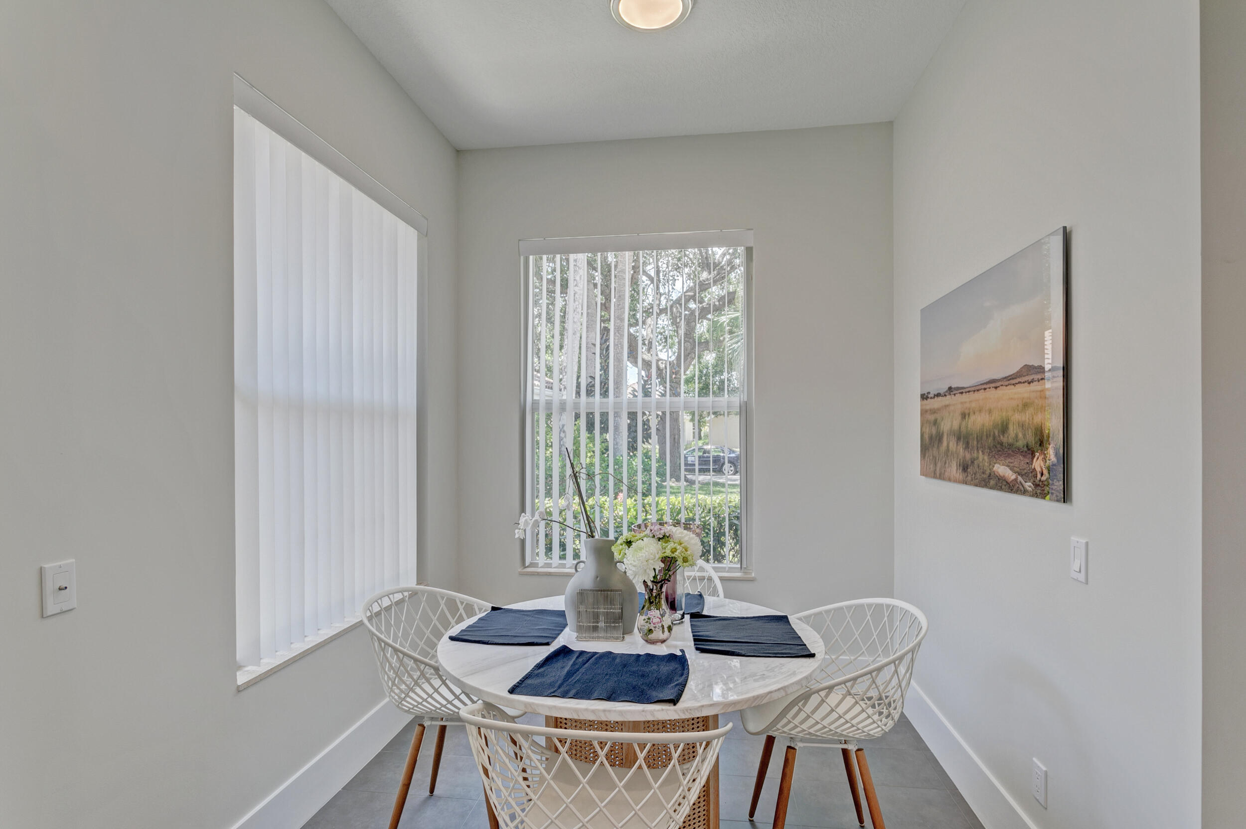 247 Hampton Place Jupiter, FL 33458 - Photo 15 of 32 breakfast nook
