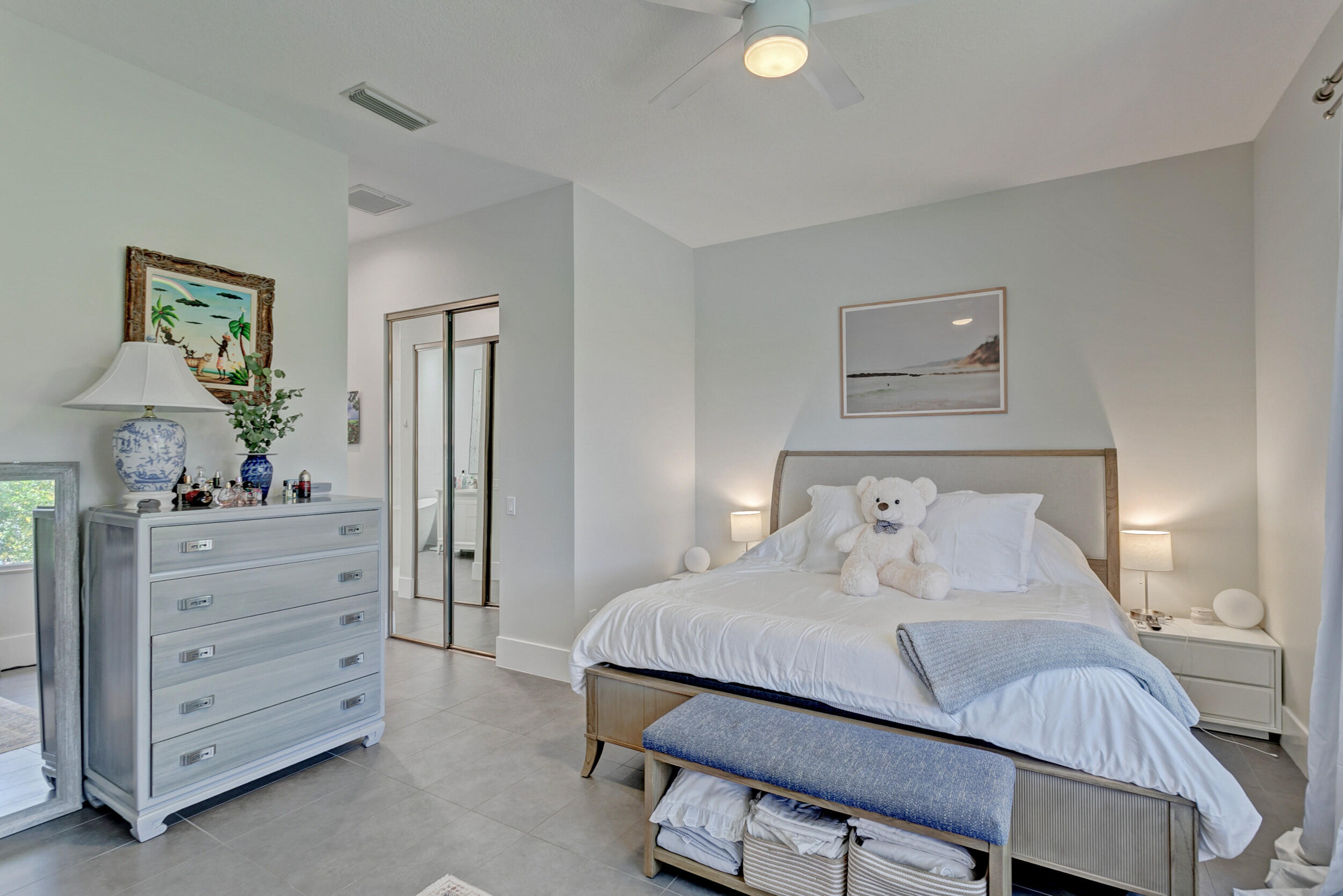 247 Hampton Place Jupiter, FL 33458 - Photo 17 of 32 Primary suite-staged