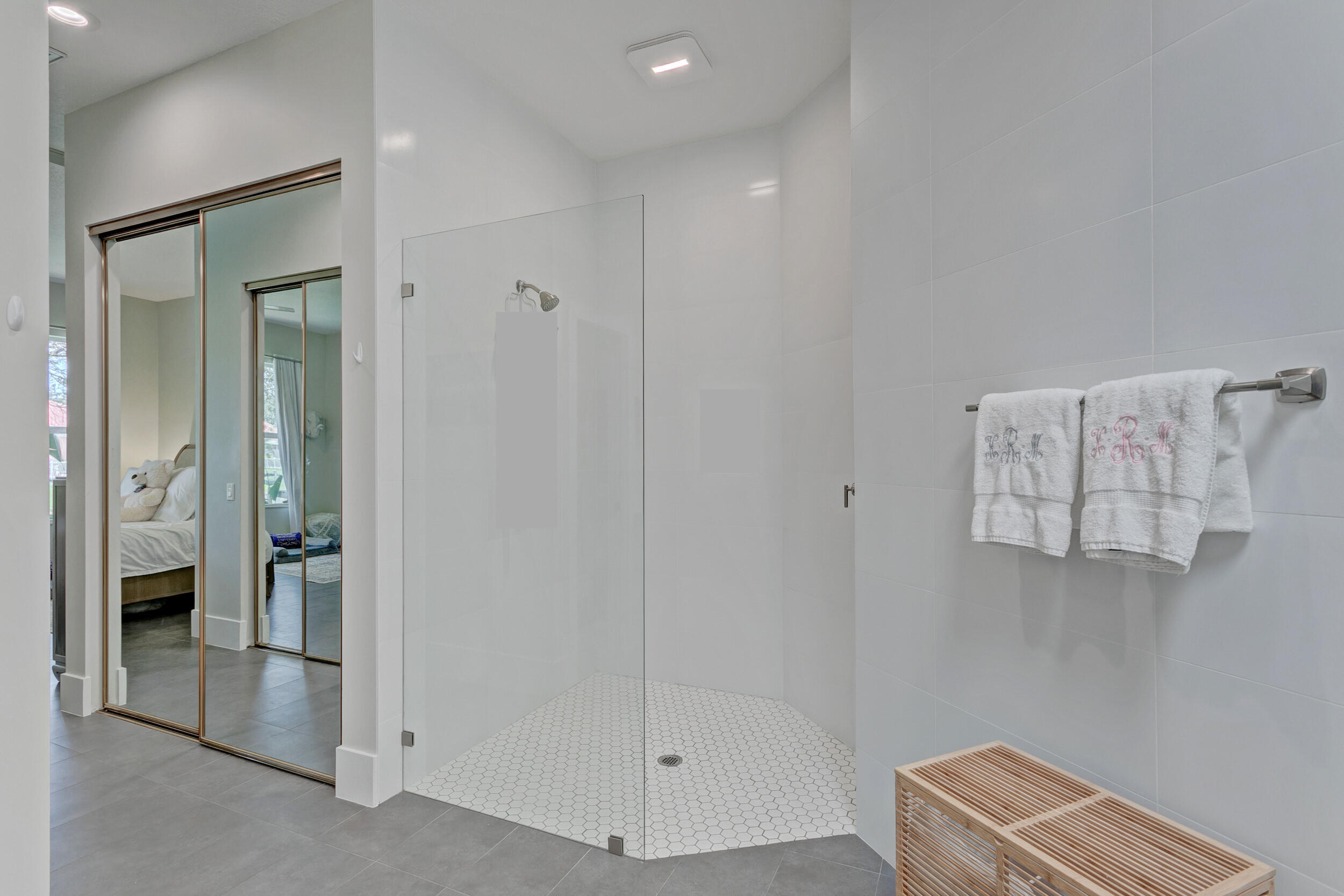 247 Hampton Place Jupiter, FL 33458 - Photo 19 of 32 primary bath