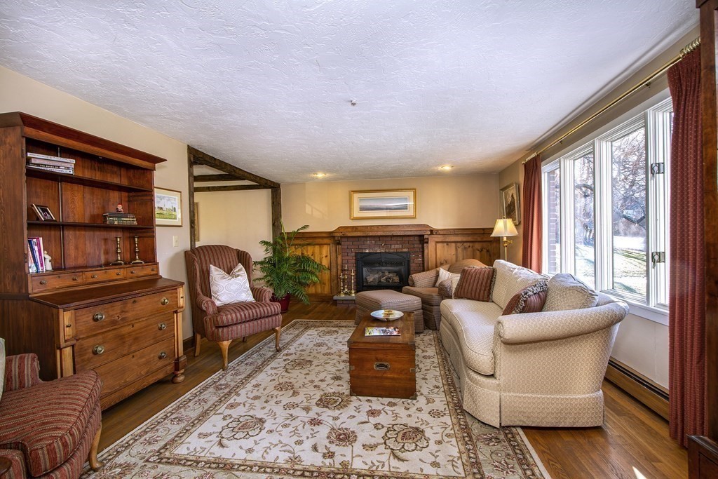 708 Jerusalem Road Cohasset, MA 02025 - Photo 11 of 34 Gallery Image 11