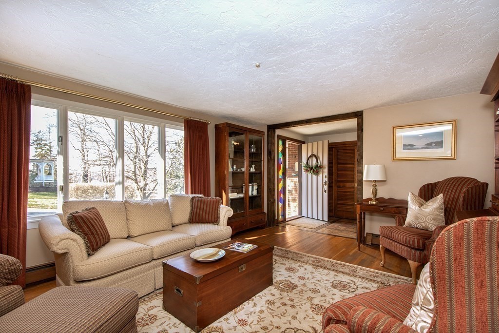 708 Jerusalem Road Cohasset, MA 02025 - Photo 10 of 34 Gallery Image 10