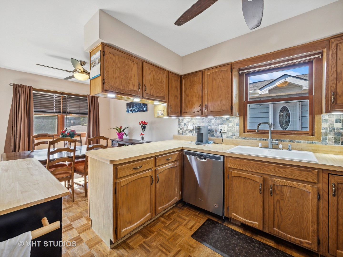 23579 North Cottage Road Lake Zurich, IL 60047 - Photo 6 of 29 Gallery Image 6