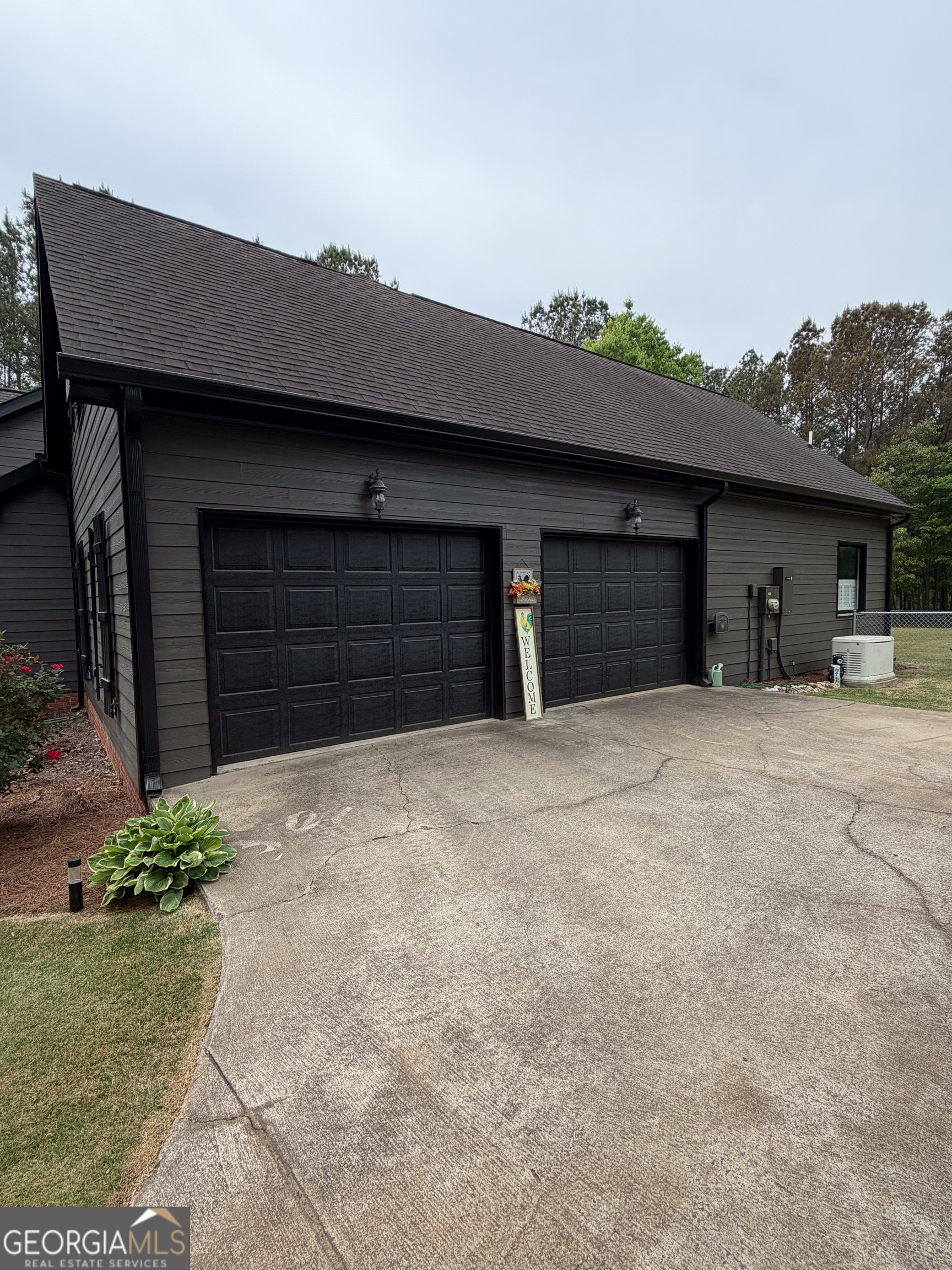 3385 Highway 83 Monticello, GA 31064 - Photo 4 of 47 a house with a outdoor space