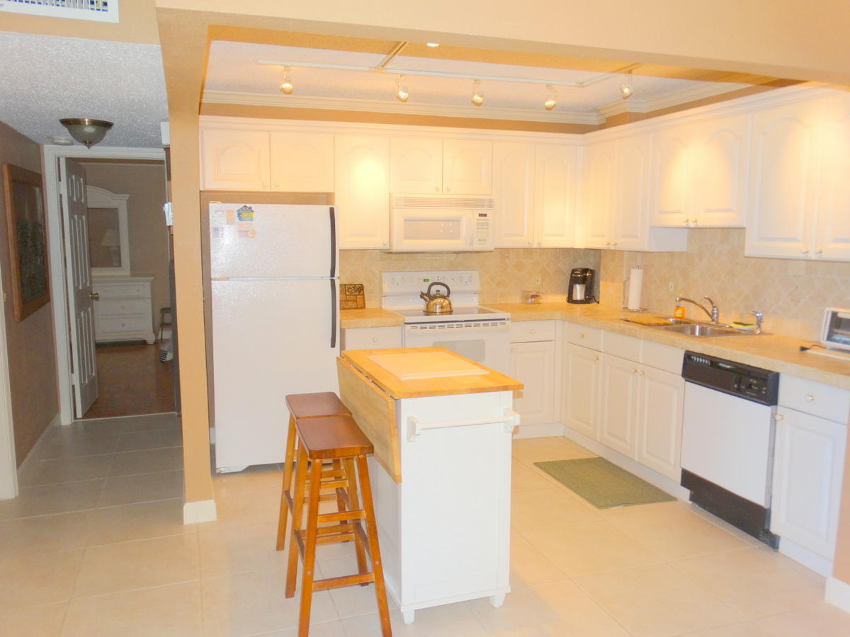 22765 Southwest 66th Avenue, Unit 103 Boca Raton, FL 33428 - Photo 1 of 20 22785 SW 66th Ave. 103
