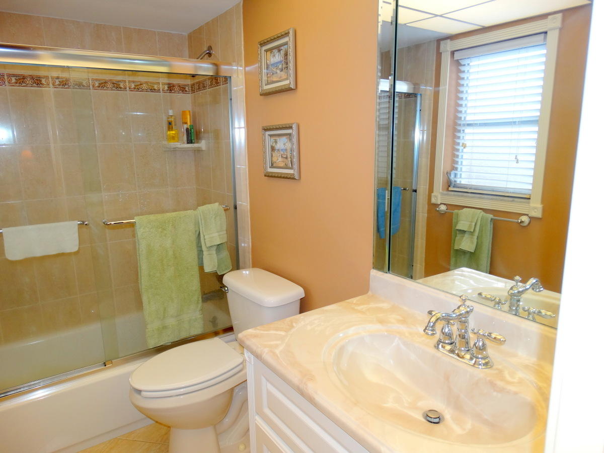 22765 Southwest 66th Avenue, Unit 103 Boca Raton, FL 33428 - Photo 11 of 20 DSC05178