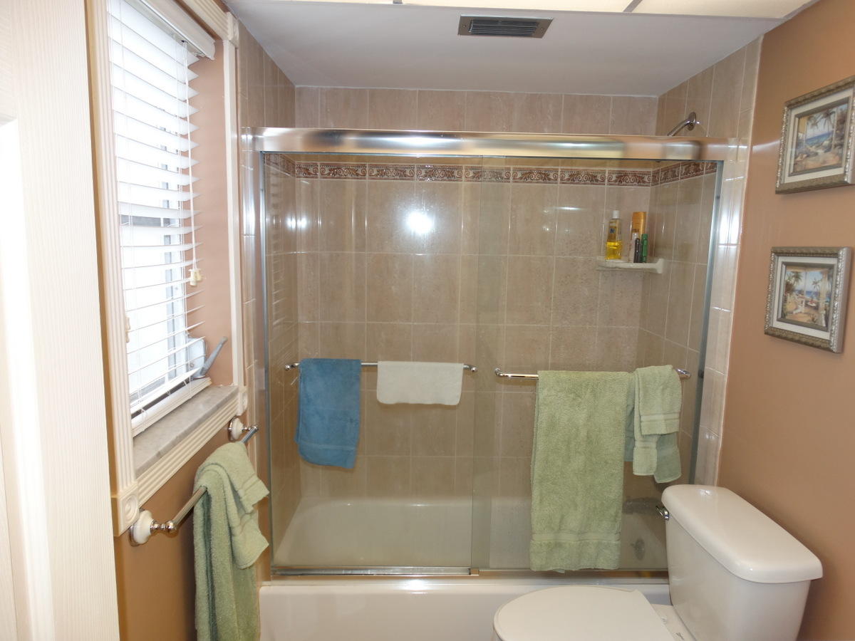 22765 Southwest 66th Avenue, Unit 103 Boca Raton, FL 33428 - Photo 12 of 20 DSC05180