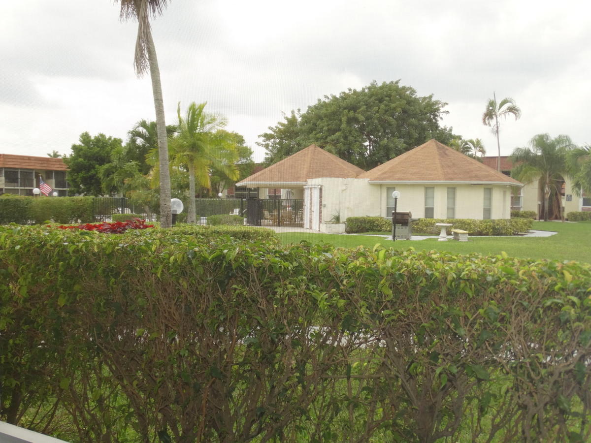 22765 Southwest 66th Avenue, Unit 103 Boca Raton, FL 33428 - Photo 5 of 20 DSC05154