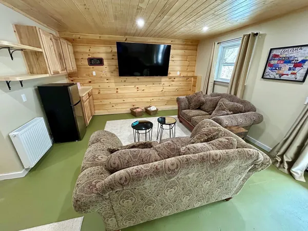 $399,000 | 1001 Highway 65, Brookfield, VT 05036