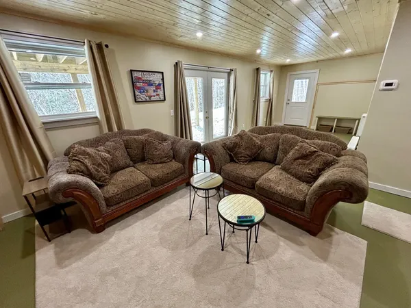 $399,000 | 1001 Highway 65, Brookfield, VT 05036