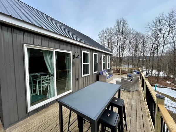 $399,000 | 1001 Highway 65, Brookfield, VT 05036