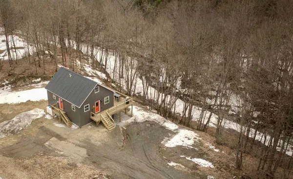 $399,000 | 1001 Highway 65, Brookfield, VT 05036