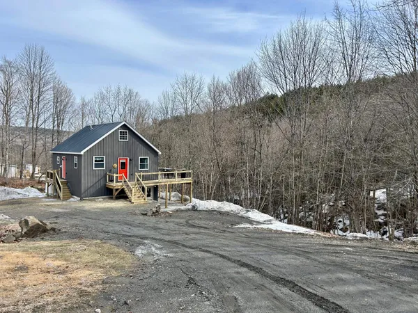 $399,000 | 1001 Highway 65, Brookfield, VT 05036