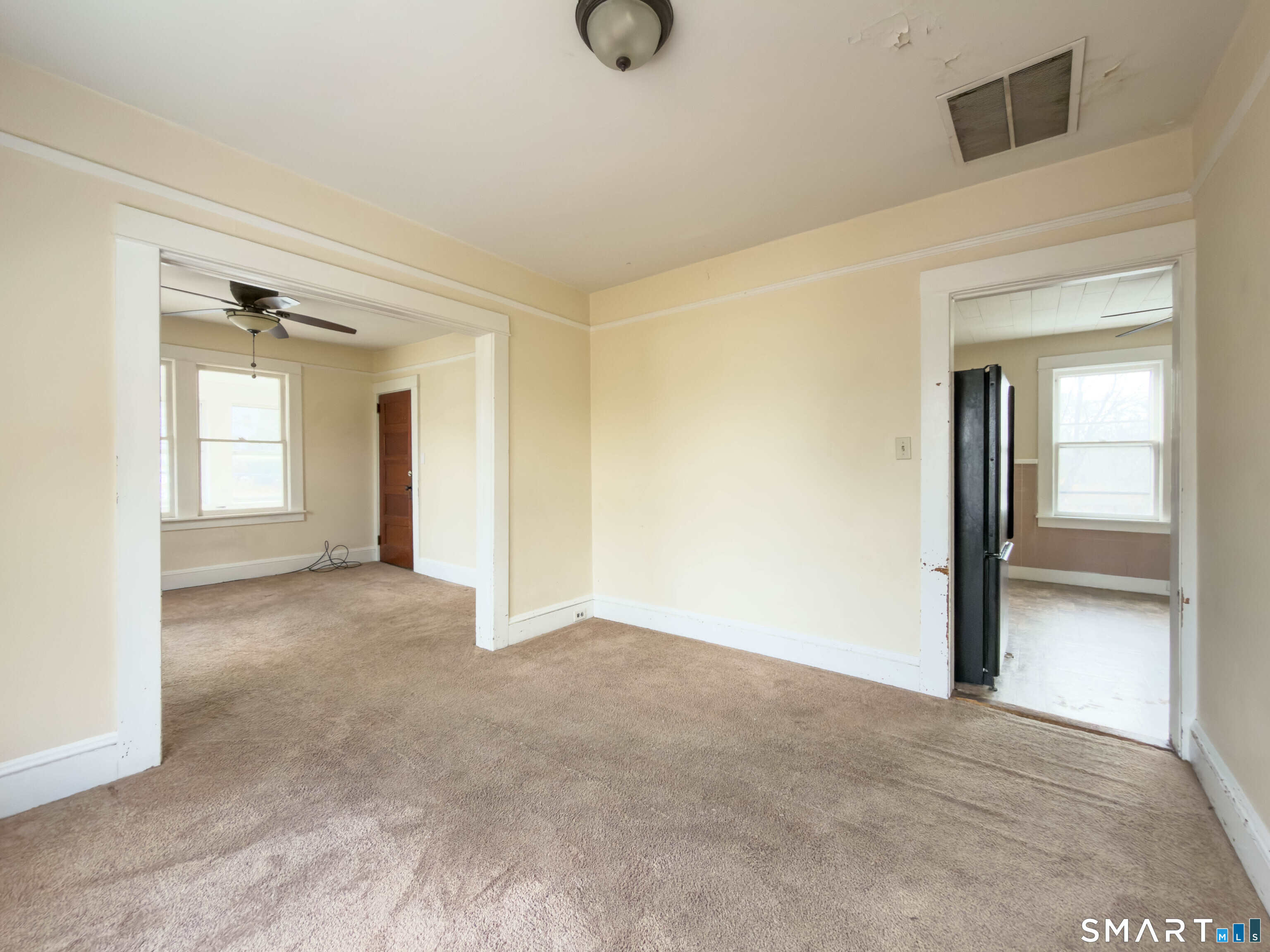 72 Roosevelt Avenue Norwich, CT 06360 - Photo 14 of 21