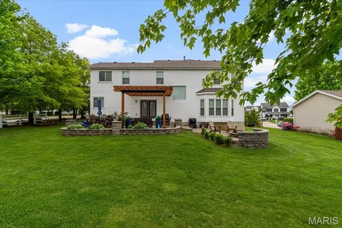 $549,000 | 1 Bayport Court, O'Fallon, MO 63368