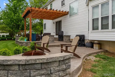 $549,000 | 1 Bayport Court, O'Fallon, MO 63368