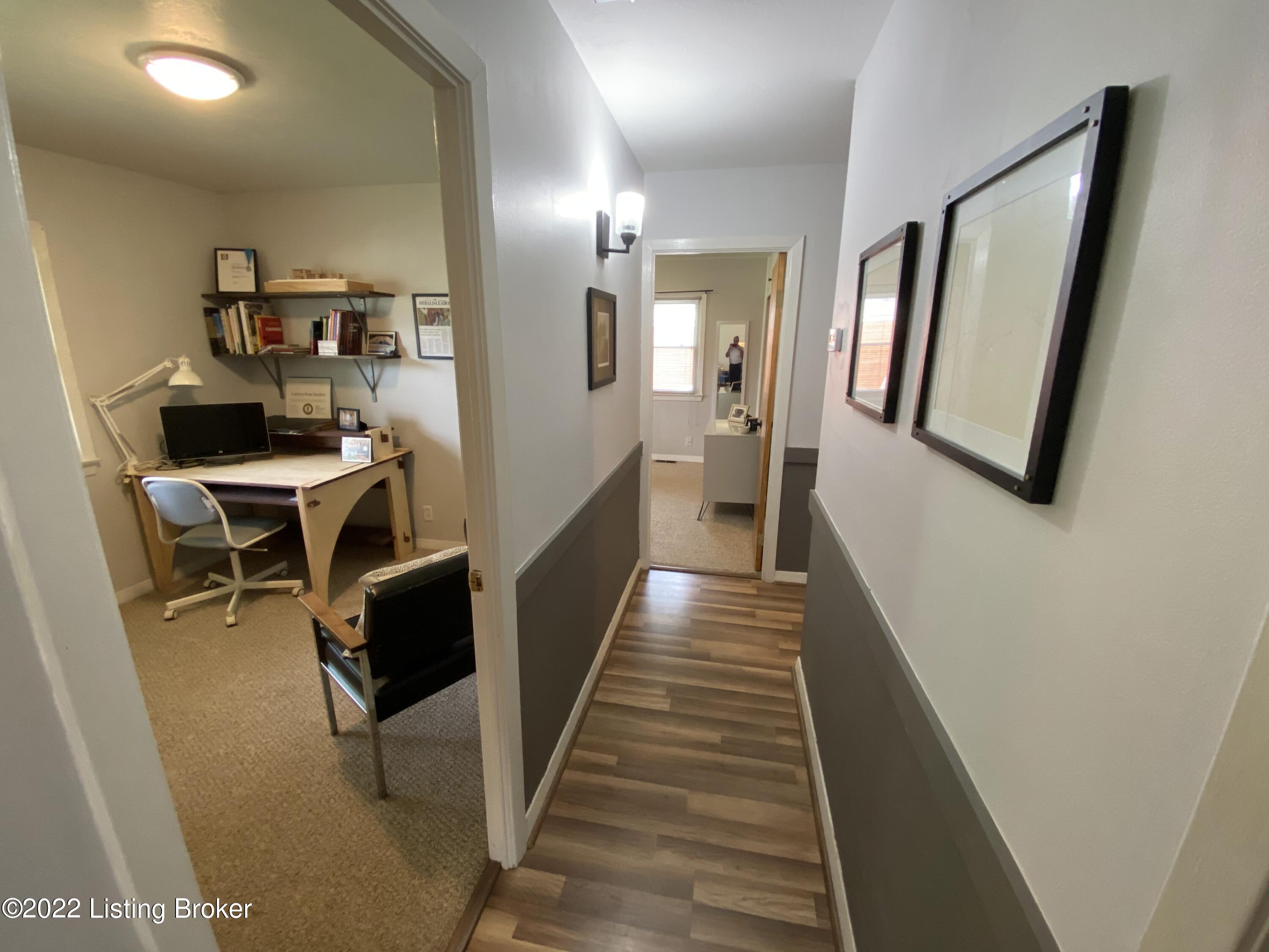 1819 Millgate Road Louisville, KY 40223 - Photo 11 of 26 Hallway_1