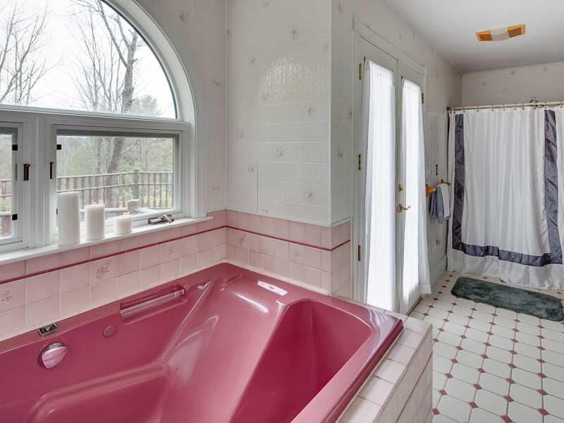 623 Wiscasset Road Pittston, ME 04345 - Photo 11 of 26 Master Bath/Spa. Spa tub, French...