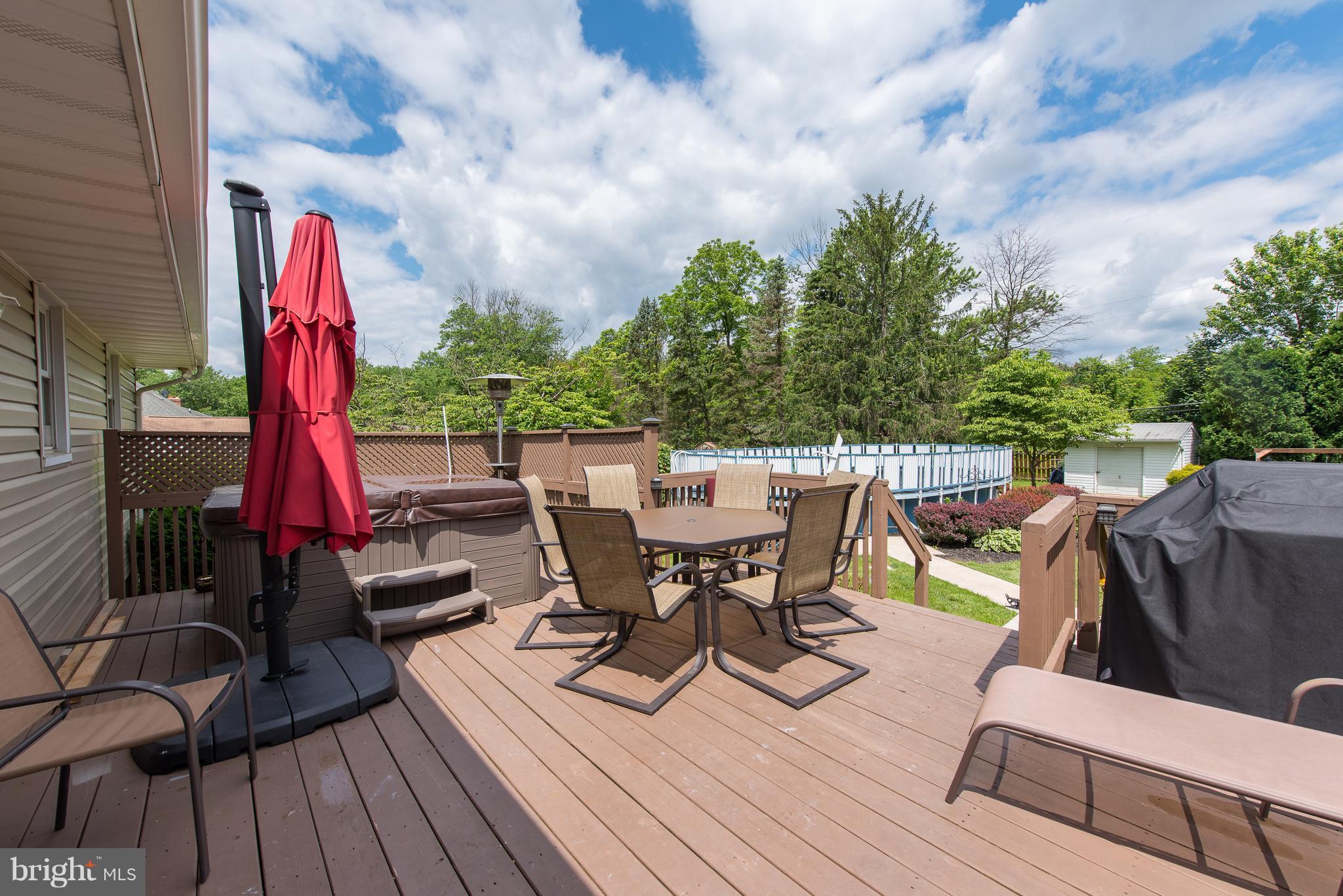 9918 Postwick Road Ellicott City, MD 21042 - Photo 3 of 30 Deck