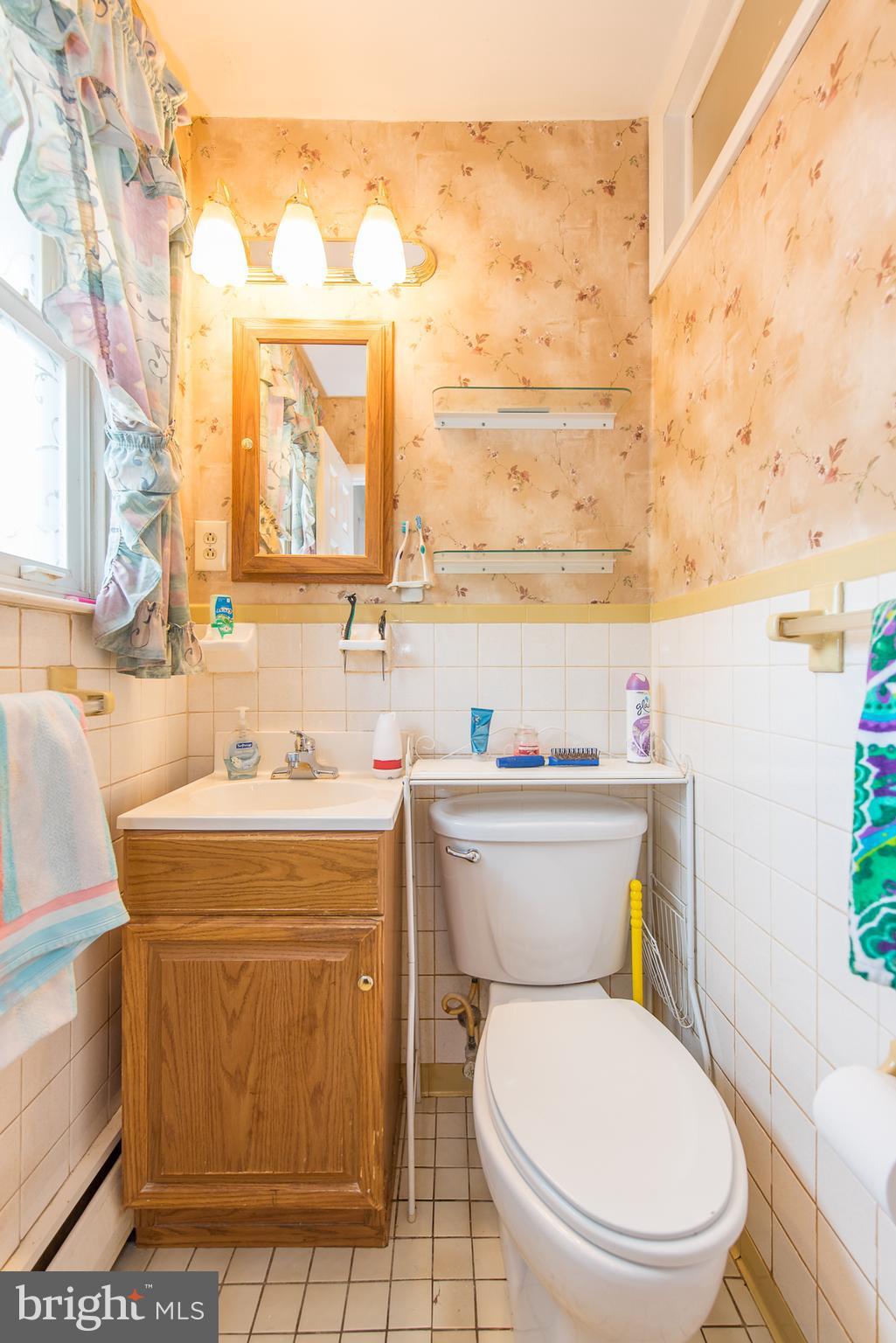 9918 Postwick Road Ellicott City, MD 21042 - Photo 22 of 30 Master bathroom