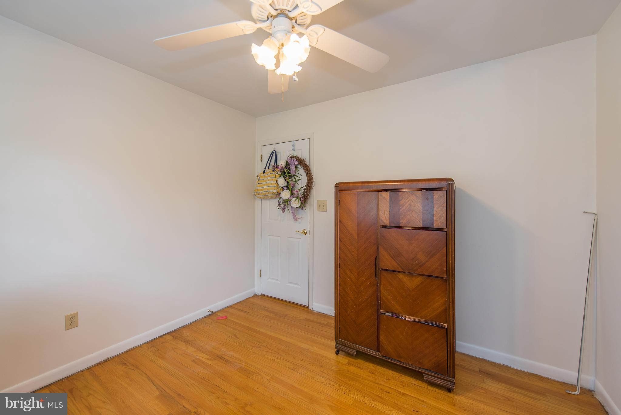 9918 Postwick Road Ellicott City, MD 21042 - Photo 23 of 30 Bedroom