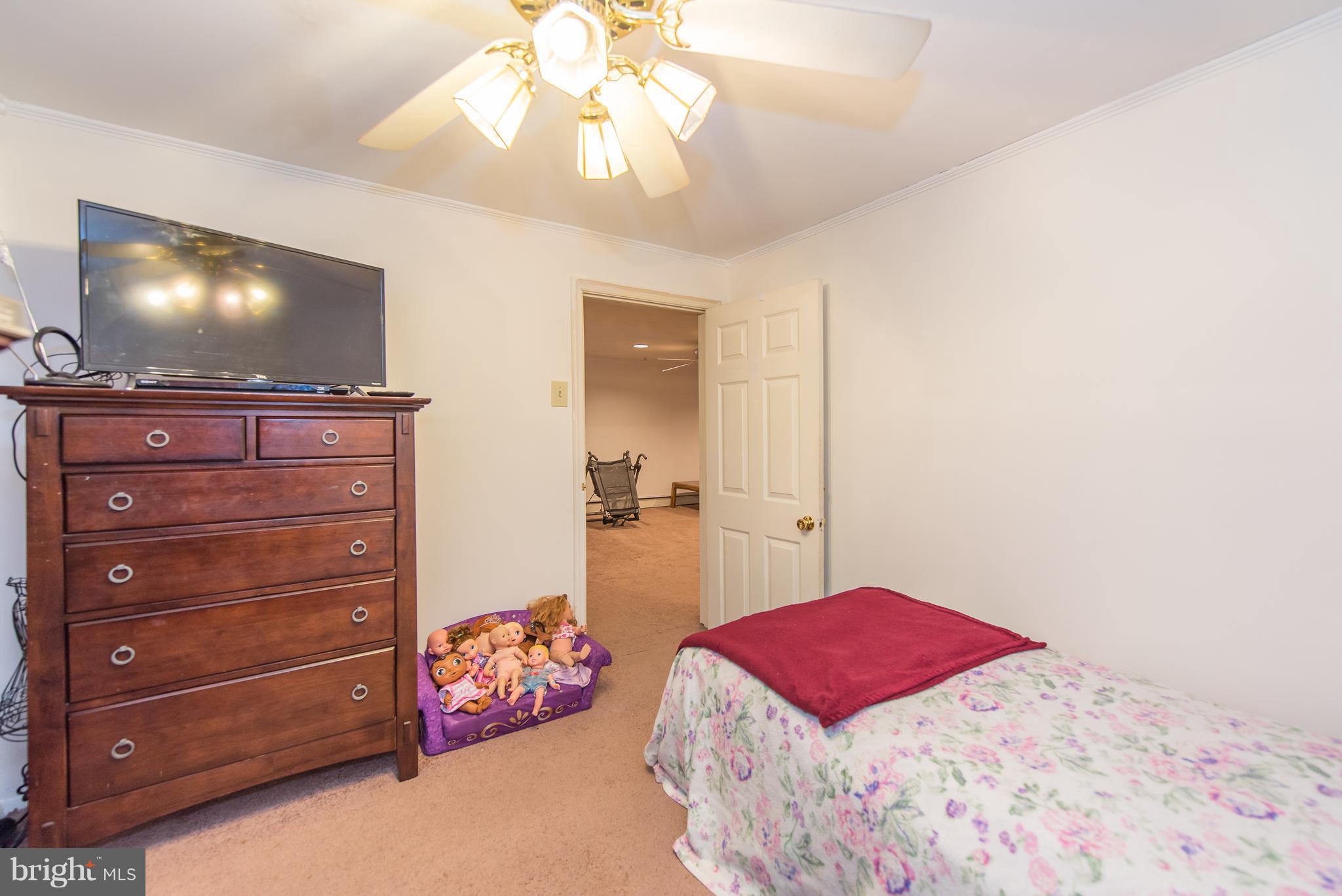 9918 Postwick Road Ellicott City, MD 21042 - Photo 25 of 30 Bedroom