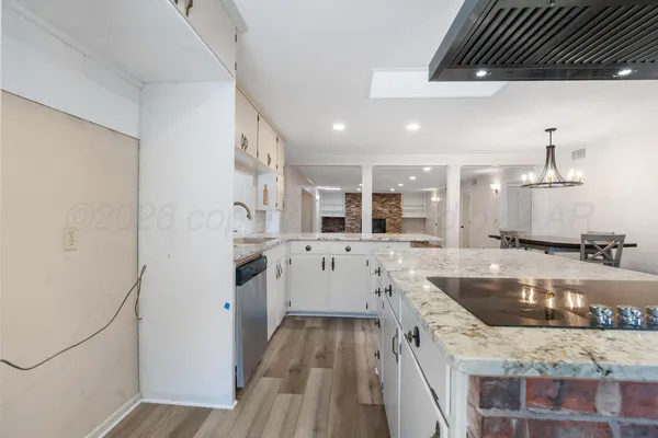 $379,500 | 405 Centre Street, Hereford, TX 79045