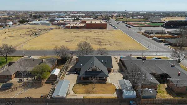 $379,500 | 405 Centre Street, Hereford, TX 79045