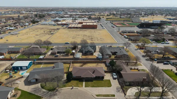 $379,500 | 405 Centre Street, Hereford, TX 79045