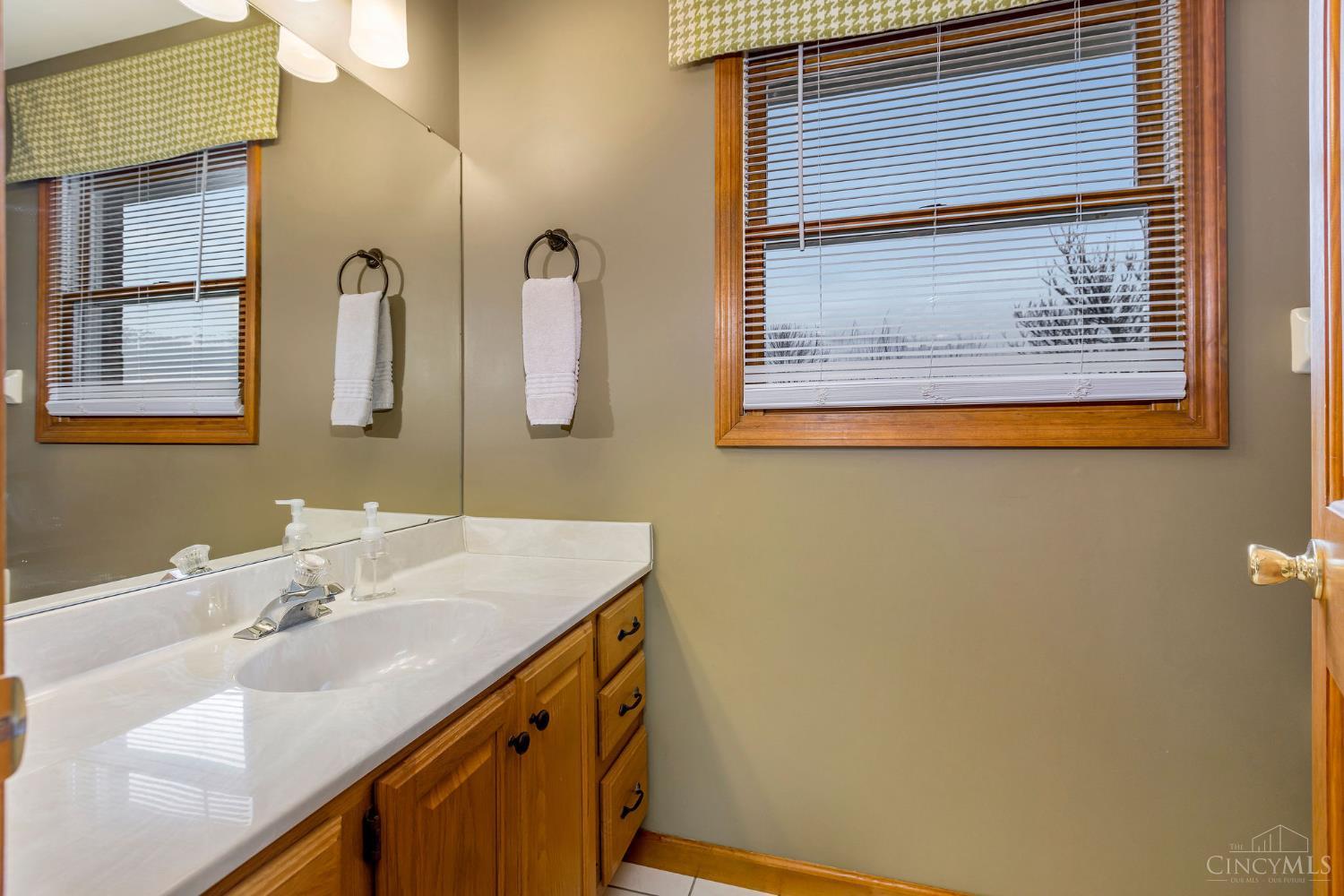 2136 Stillwell Beckett Road Hamilton, OH 45013 - Photo 14 of 40 Gallery Image 14