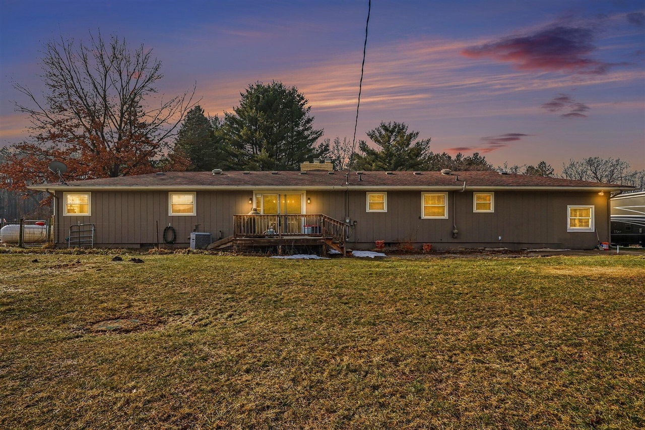 1575 Kellogg Road Brighton, MI 48114 - Photo 23 of 32