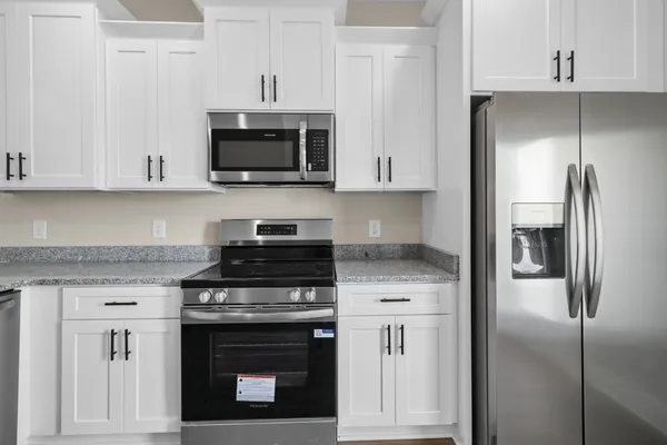 $1,400 | 1003 Oak Street, Unit B, Portland, TN 37148