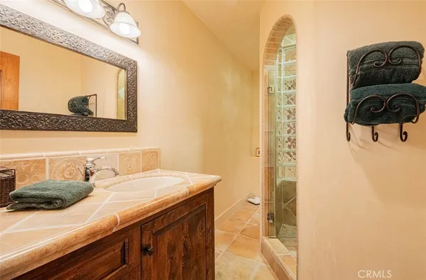 $2,100,000 | 8730 Bluff Court, Bradley, CA 93426