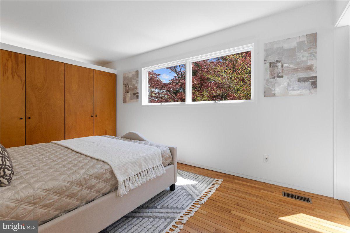 140 Laurel Road Princeton, NJ 08540 - Photo 22 of 54 Primary Bedroom