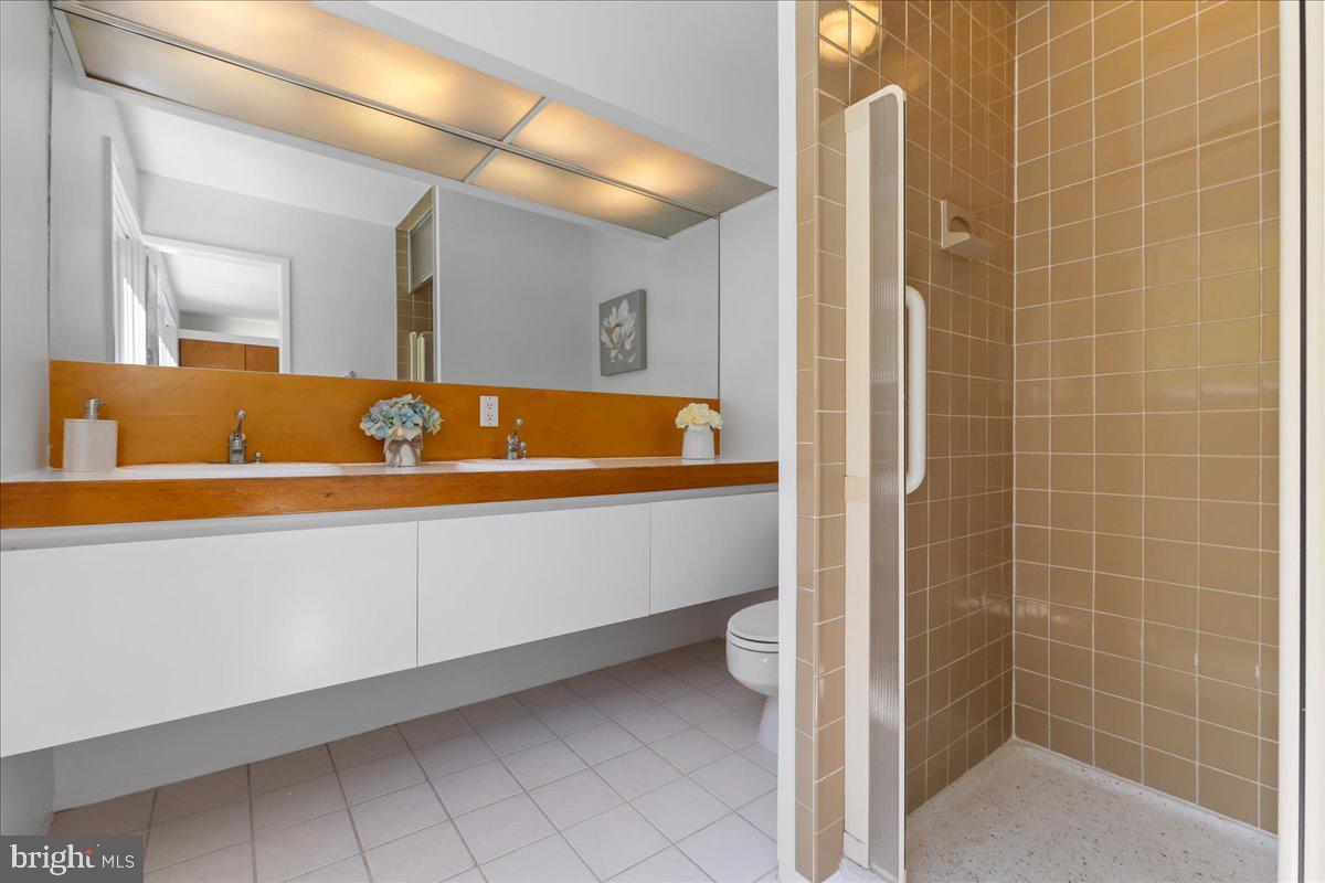 140 Laurel Road Princeton, NJ 08540 - Photo 24 of 54 Ensuite Bath for Primary