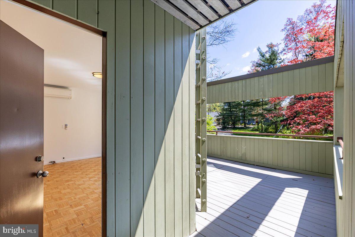 140 Laurel Road Princeton, NJ 08540 - Photo 37 of 54 Entrance to Studio on upper level