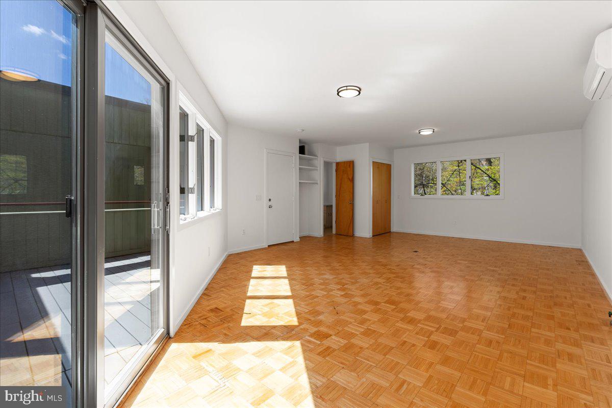 140 Laurel Road Princeton, NJ 08540 - Photo 38 of 54 Studio with full bath