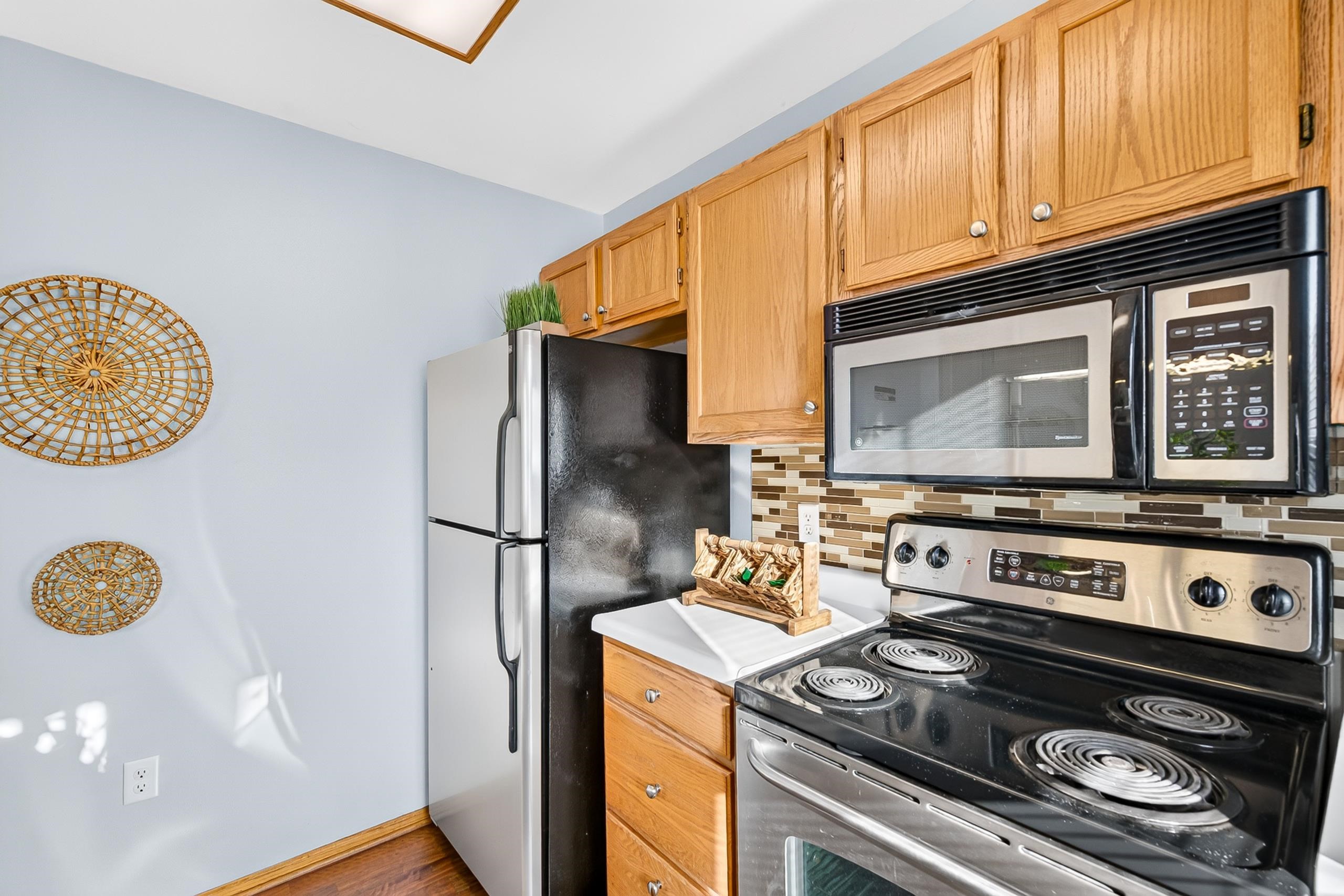 6823 Raymond Road Madison, WI 53719 - Photo 21 of 36 Gallery Image 21