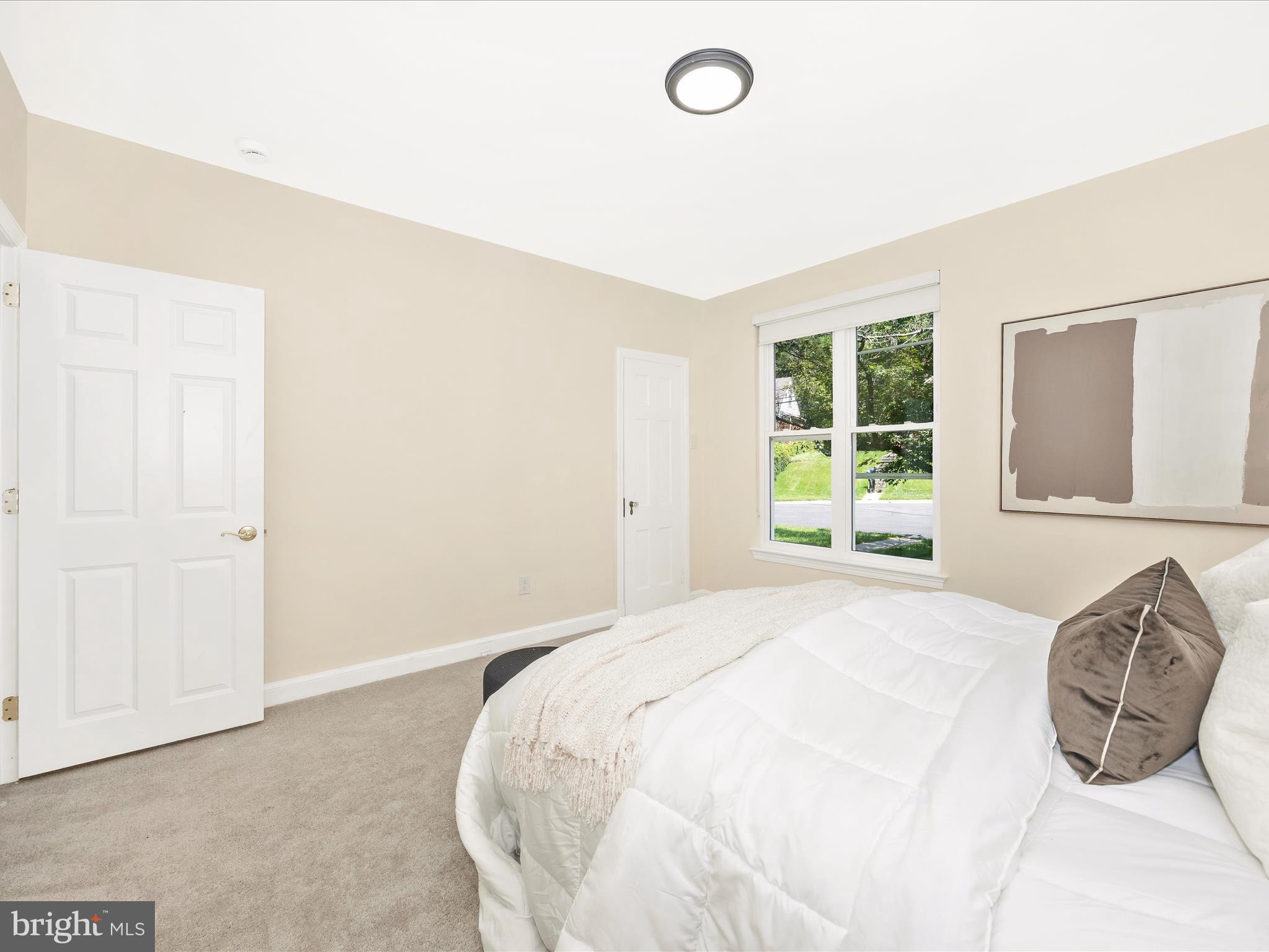 9110 Wire Avenue Silver Spring, MD 20901 - Photo 18 of 56 Main Level Bedroom