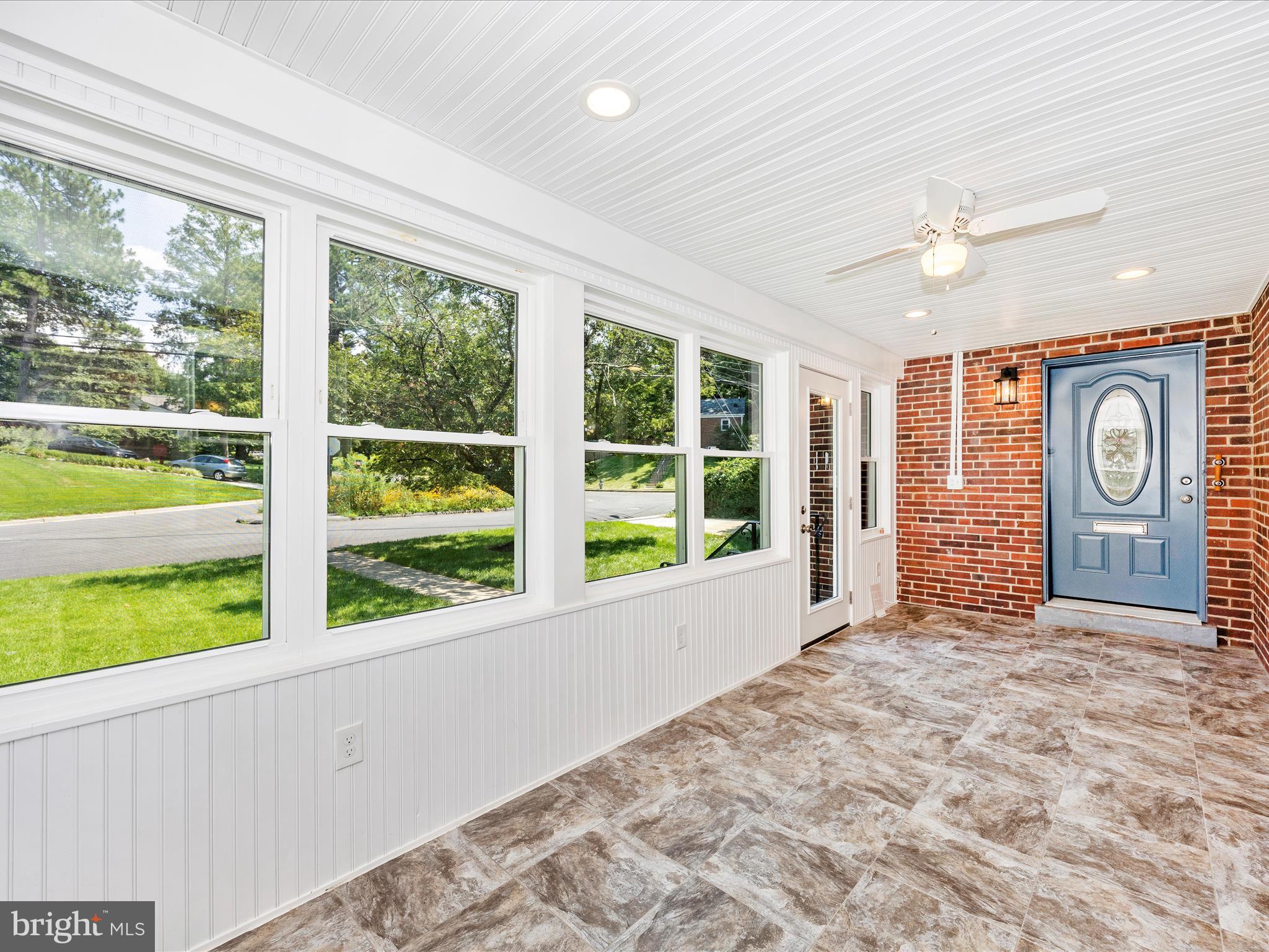 9110 Wire Avenue Silver Spring, MD 20901 - Photo 5 of 56 Sun Room