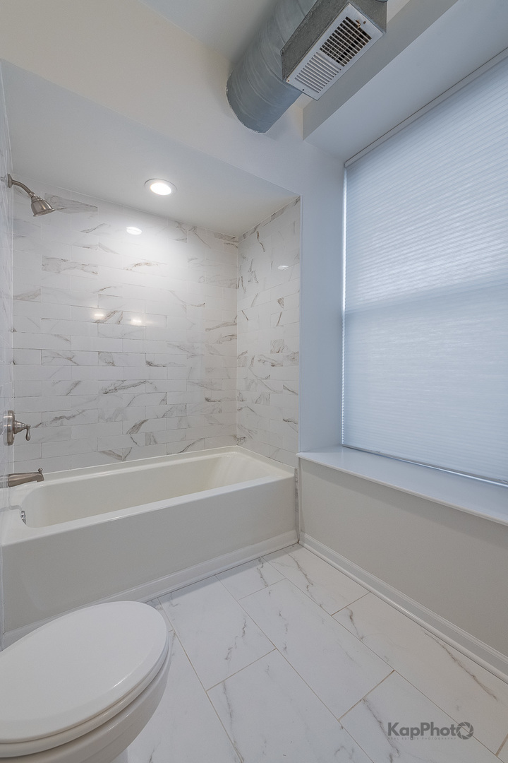 811 South Lytle Street, Unit 410 Chicago, IL 60607 - Photo 22 of 26