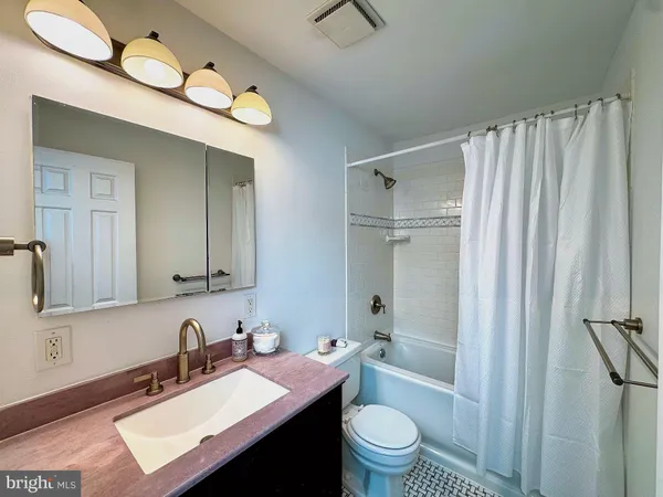 $740,000 | 1664 Euclid Street Northwest, Unit B, Washington, DC 20009